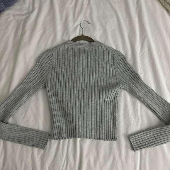 Aerie Grey Wide Rib Crop Knit Button Down Cardigan - Picture 4 of 4